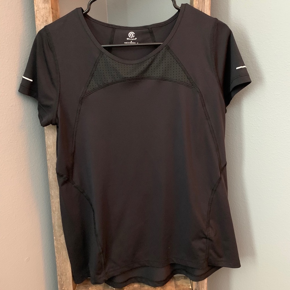 Athletic tee